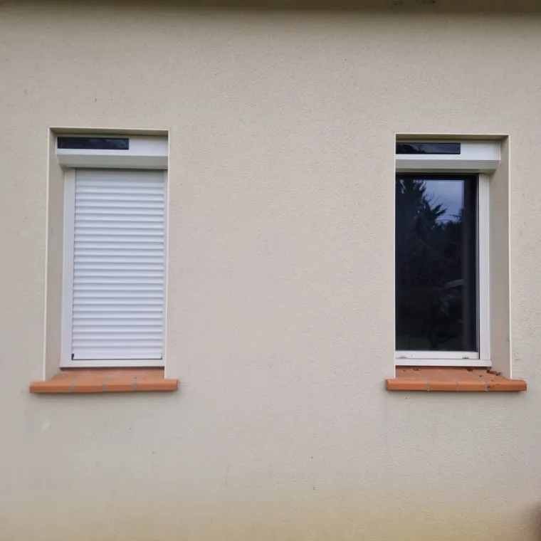 Installation de volets roulant solaires par votre menuisier à Montgiscard, Castelnaudary, Cybèle Menuiseries