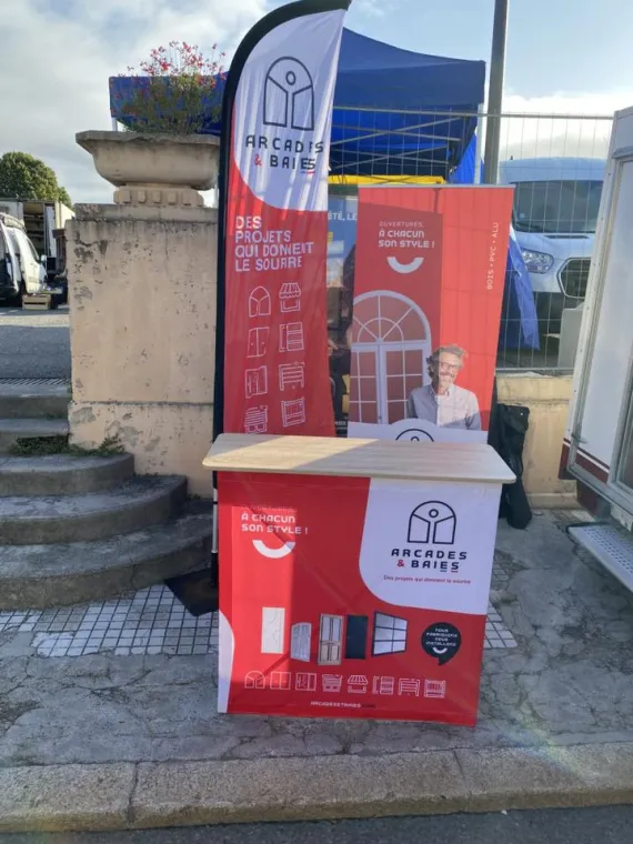Notre commercial de retour tous les vendredis sur le marché de Villefranche-de-Lauragais, Castelnaudary, Cybèle Menuiseries