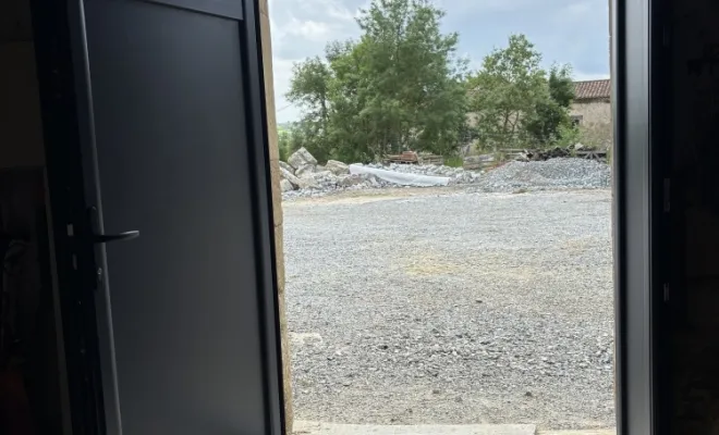 Changement de porte de service par votre menuisier à Avignonet-Lauragais, Castelnaudary, Cybèle Menuiseries